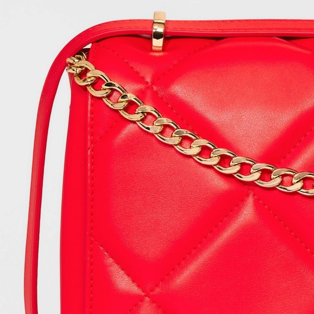 NWT A New Day Shoulder to Crossbody Quilted Red with Gold Chain Detail Bag - Picture 4 of 16
